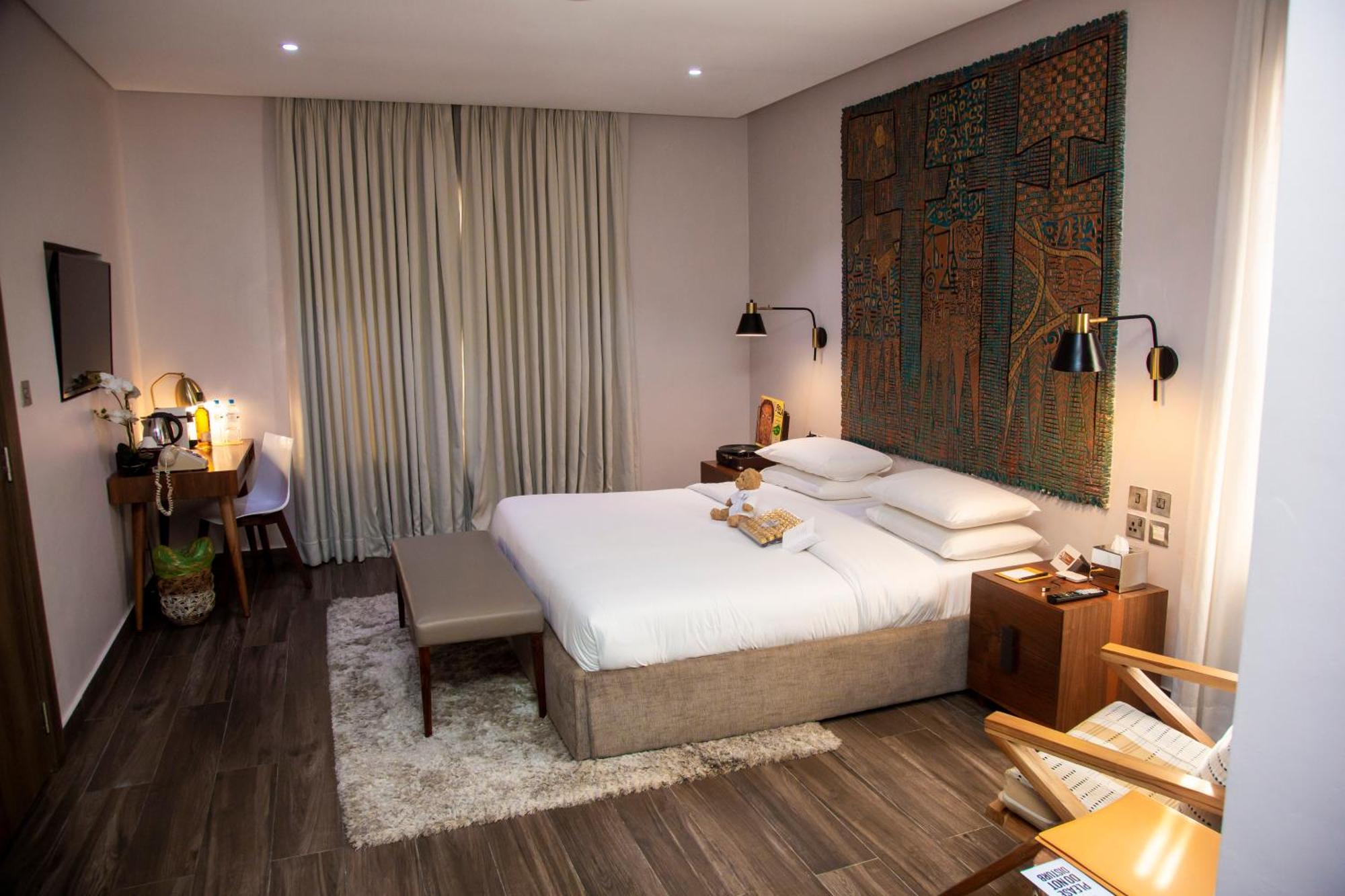 The White Orchid Hotel Lagos Esterno foto