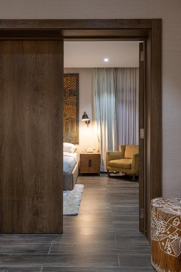 The White Orchid Hotel Lagos Esterno foto