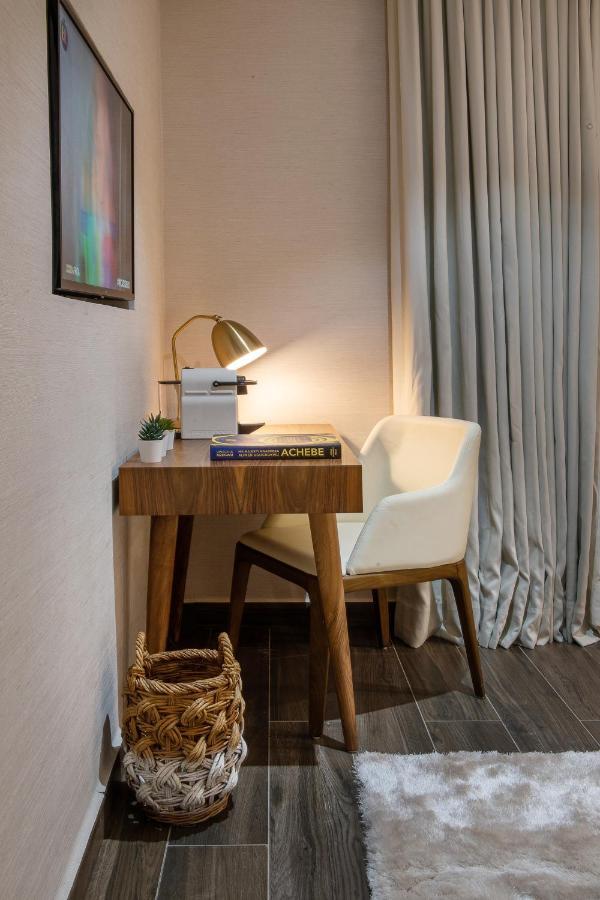 The White Orchid Hotel Lagos Esterno foto